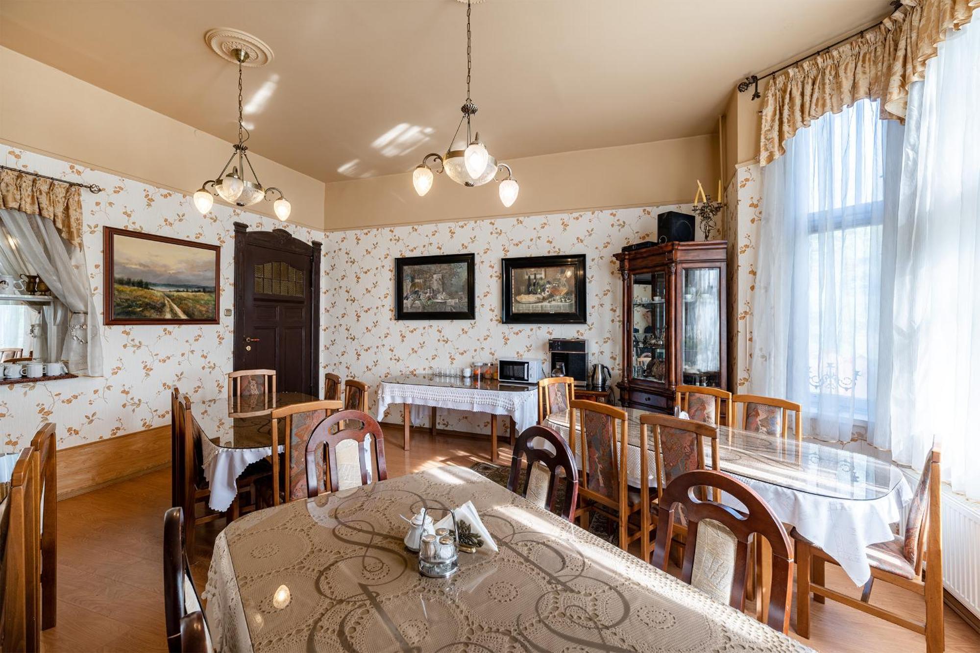 Hotel Pod Zamkiem Ольштин Екстер'єр фото