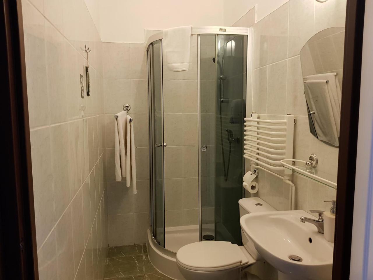Hotel Pod Zamkiem Ольштин Екстер'єр фото
